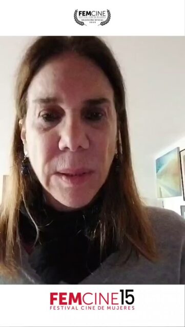 👏🏼 EL HUARO, documental peruano dirigido por Patricia Wiese Risso, recibió la Mención Especial del Jurado en la categoría de Mejor Película Internacional en FEMCINE15.
📽 En este poderoso trabajo, la directora acompaña a un grupo de niñas y adolescentes Awajún que, a través de la danza, el arte y la educación, desafían las barreras que históricamente les han sido impuestas. Un retrato luminoso sobre los sueños, la identidad y la fuerza colectiva de un pueblo originario que se resiste a ser silenciado.
🎤 En su mensaje de agradecimiento, Patricia Wiese hace un llamado al Gobierno Peruano para que apoye activamente a las niñas y jóvenes del pueblo Awajún, reconociendo su derecho a soñar y construir un futuro propio.
Felicitaciones por este reconocimiento 👏🏼 
🔺🔻🔺🔻🔺🔻
#FEMCINE15 #ElHuaro #PatriciaWiese #DocumentalPeruano #PueblosOriginarios #PremioDelJurado #CineDeMujeres #FestivalDeCine #NiñezIndígena #Awajún #DerechosHumanos #EducaciónParaTodas